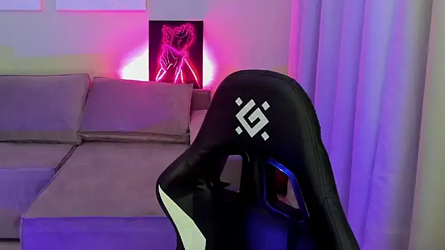 stefaniyamos's cam snapshot