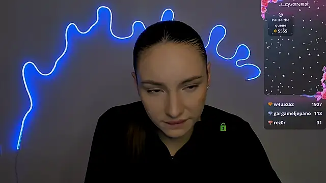 ellen_haze_'s cam snapshot