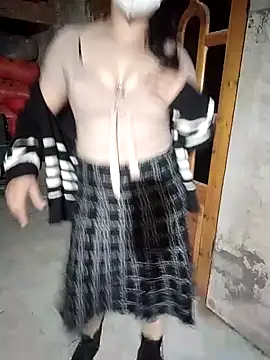 embe889's cam snapshot