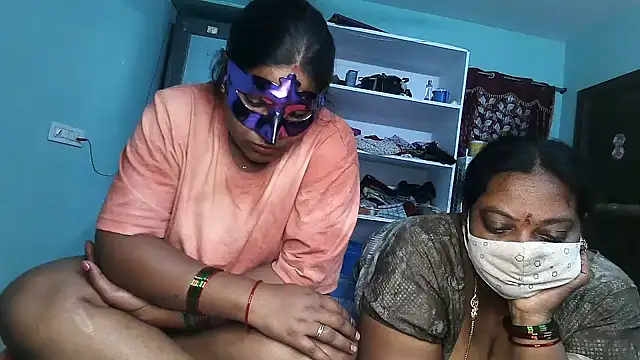 Honey__baby_'s cam snapshot