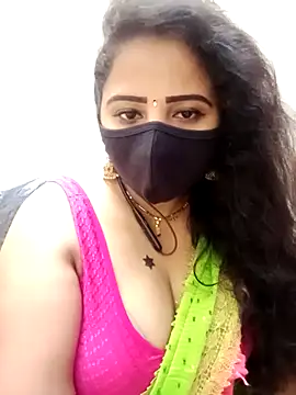 tamil_Vennila's cam snapshot