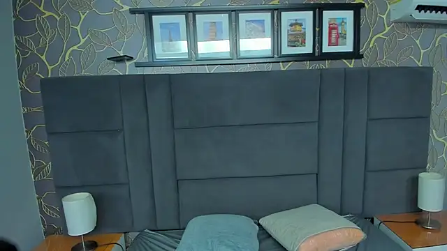 monserrat_cutte live sex cam