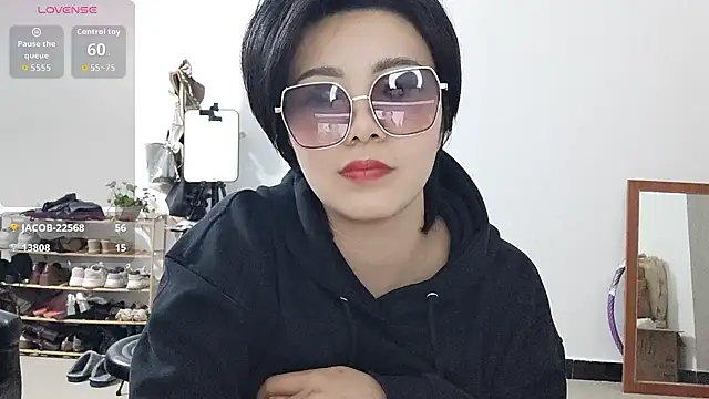 Lulu-uu's cam snapshot