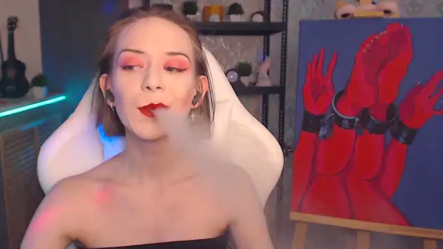 FascinatingEyess's cam snapshot