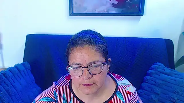 Linda_banks_'s cam snapshot