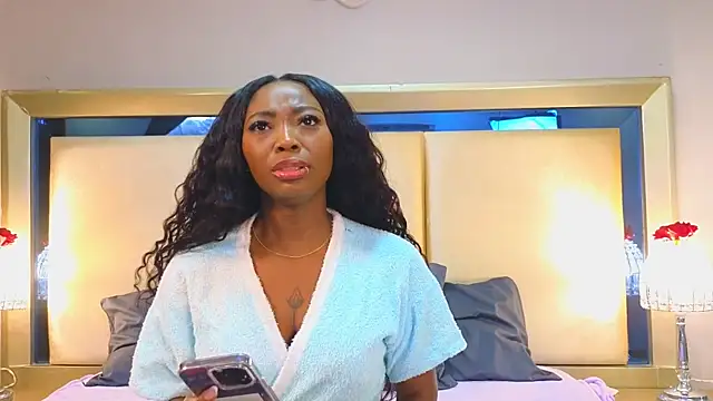 EmilyKisx live sex cam