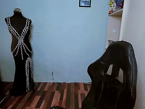 YourNikkieXxx live sex cam