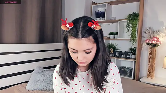 FunnyyMonkeyy's cam snapshot