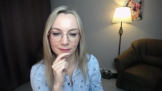 Ava_Elior's cam snapshot