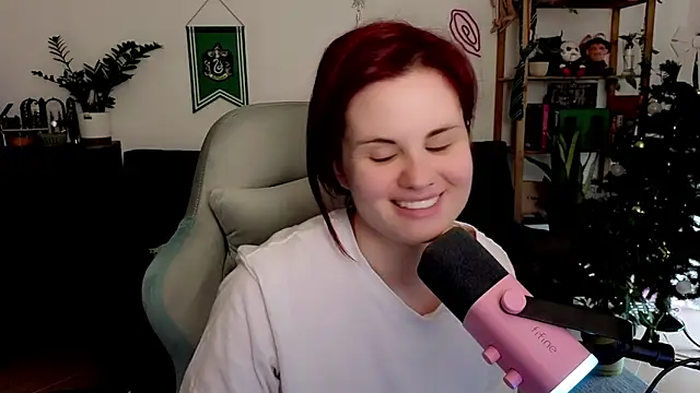 Della_Ideal's cam snapshot