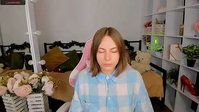 Elma_Lily's cam snapshot