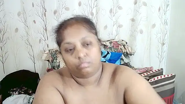 Indiantasha's cam snapshot