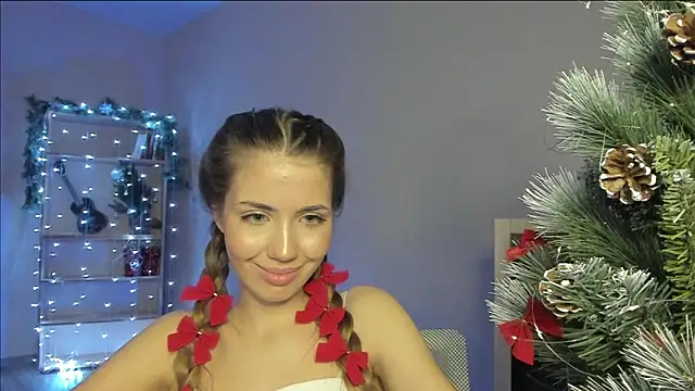 Aurora_Glow21's cam snapshot