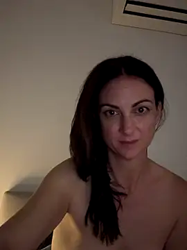 lexi242 live sex cam