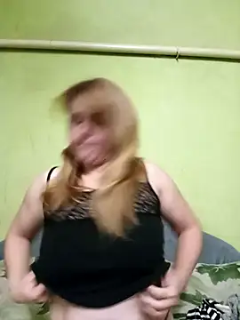 SannyMILF's cam snapshot