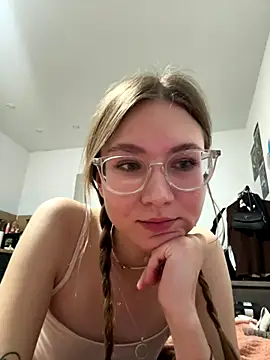 Lilpiks's cam snapshot