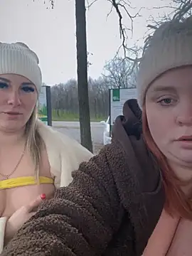 BigboobsDream99's cam snapshot