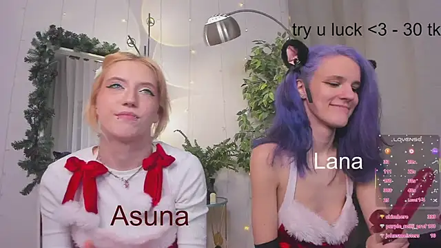 PrettyLadies_'s cam snapshot