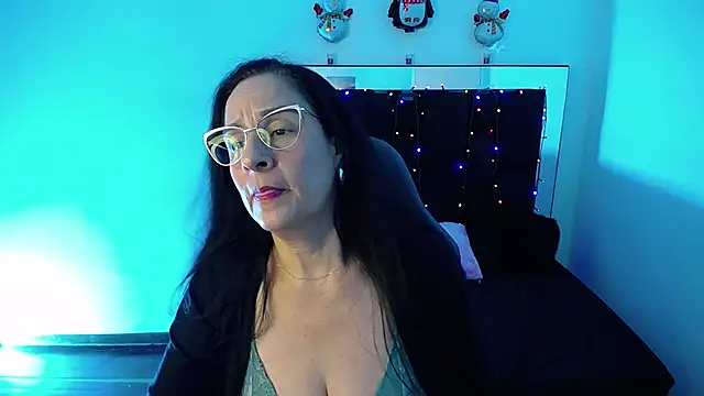 KiaraFoster's cam snapshot