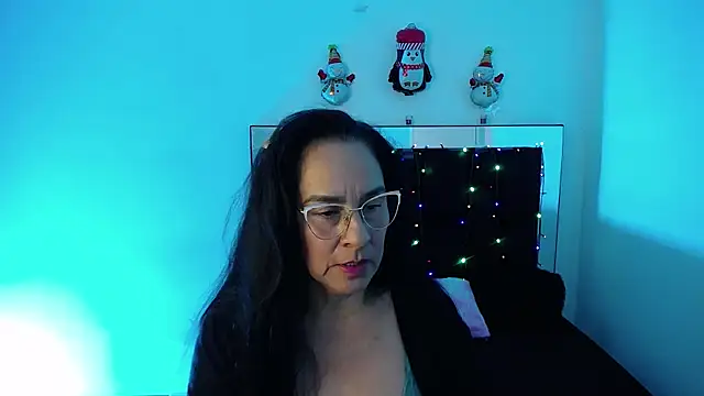 KiaraFoster's cam snapshot