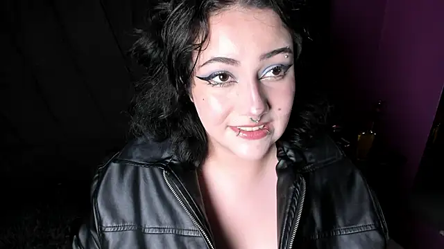 SabbathSinclair's cam snapshot