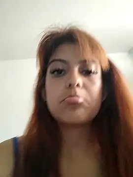 mia_hottie2210's cam snapshot