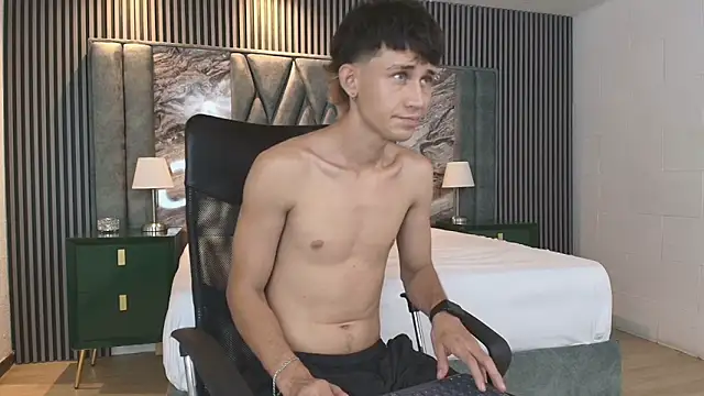 Michael_blue's cam snapshot