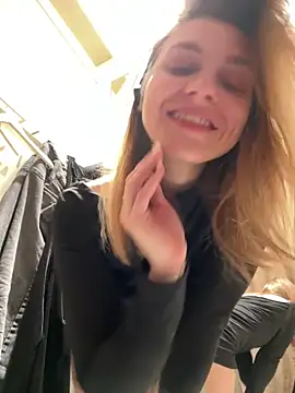 ValenciaShock live sex cam