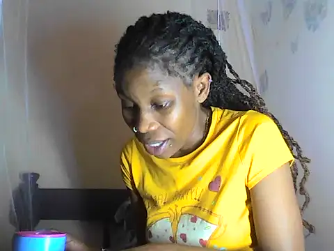 smallnaughtygirl live sex cam