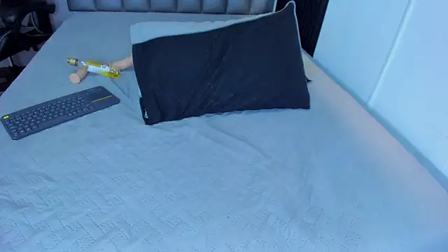 sarah_cleir live sex cam