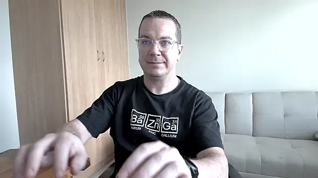 BrettJ81 live sex cam