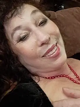 GypsyEsmeralda live sex cam