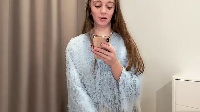 ShySchoolGirl's cam snapshot