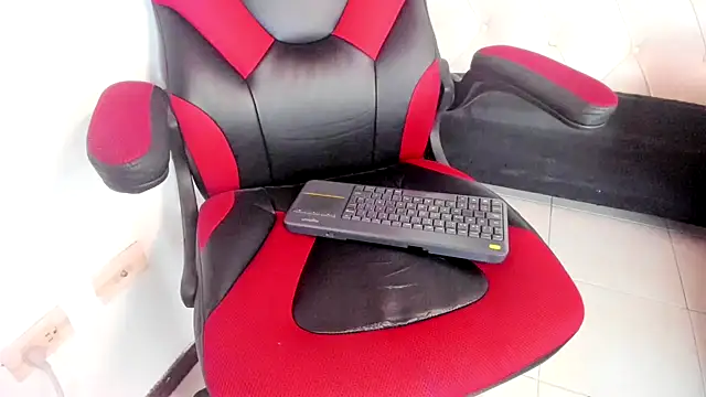 oliver_price1 live sex cam