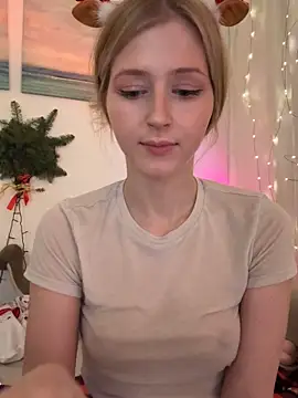 LunaRase's cam snapshot