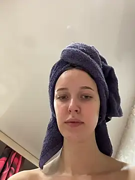 ElliRose live sex cam