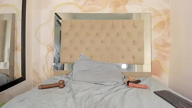 ainaah_ live sex cam