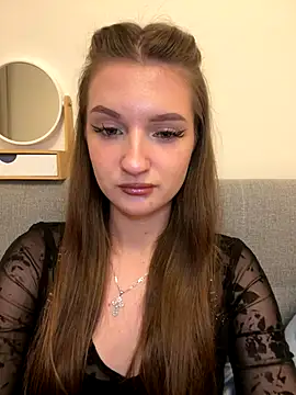 AdelinaEmber live sex cam