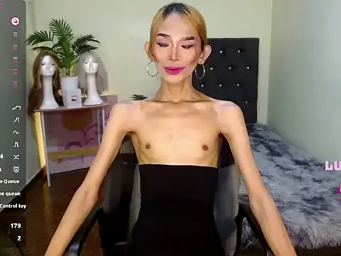 itsmeMonicaloove69 live sex cam