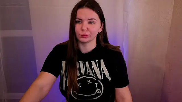 Cutie_Curvy's cam snapshot