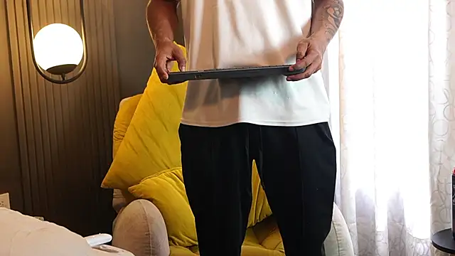 Reik_Vonn live sex cam