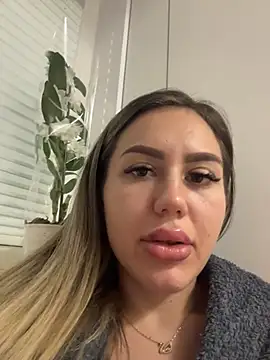 alisa_w's cam snapshot