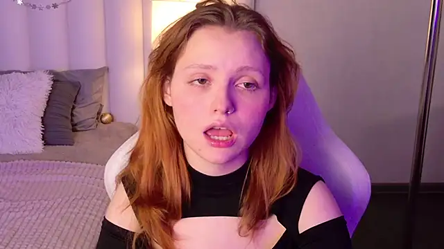 AlisHanson's cam snapshot