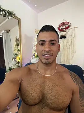 aaroncolombia live sex cam