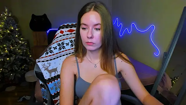 EmilyPaw live sex cam