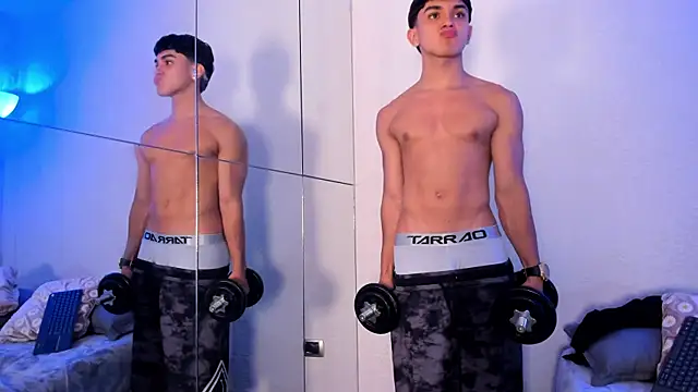 _TaylorBlack live sex cam