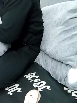 yazin19 live sex cam