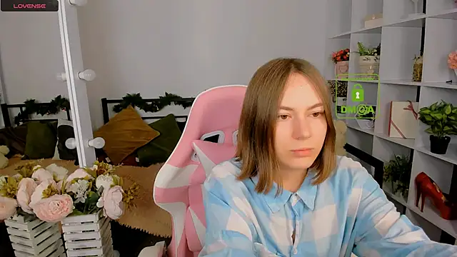 Elma_Lily's cam snapshot