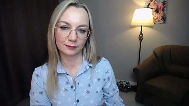 Ava_Elior's cam snapshot