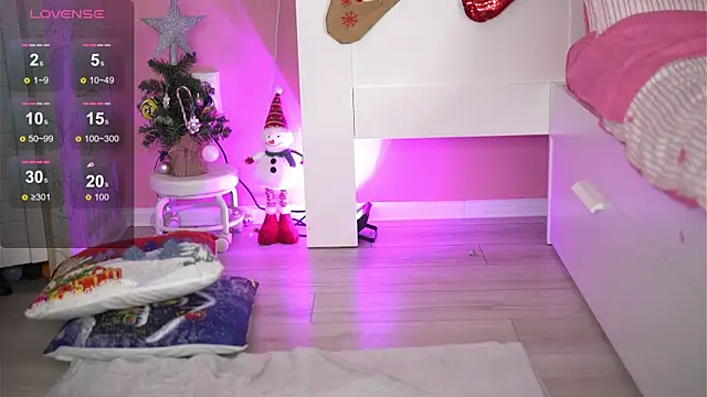 DeborahLowe's cam snapshot